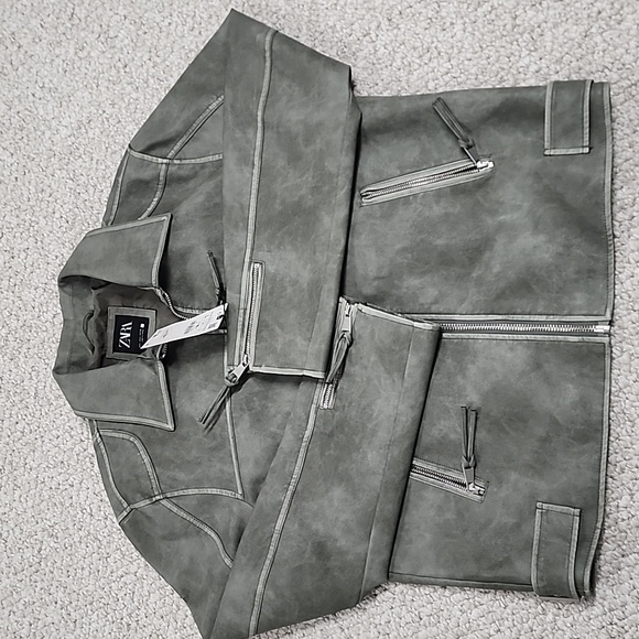 ZARA Faux Leather Washed Jacket - Picture 7 of 16